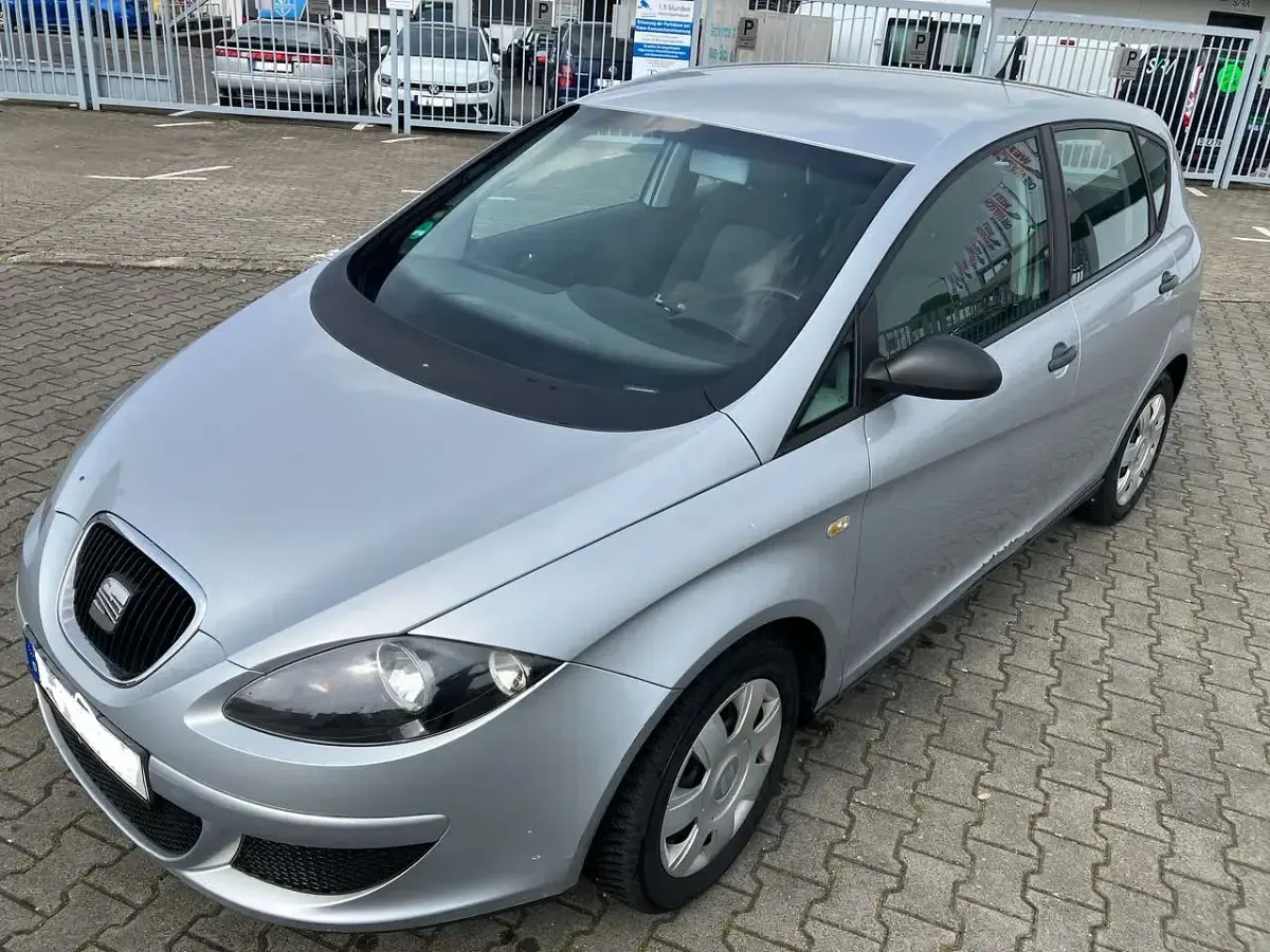 Occasion Seat Altea Reference 102 ch (75 kW) 2007 Gris Break