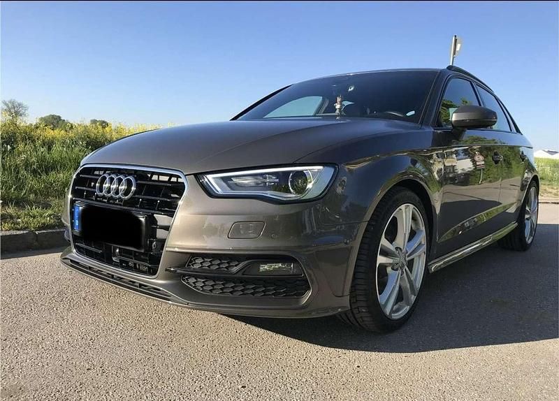 Grau Gebraucht 2014 Audi A3 Sportback S-Line Kleinwagen | 14.990 € (Etwas zu teuer) - Bild 1/4