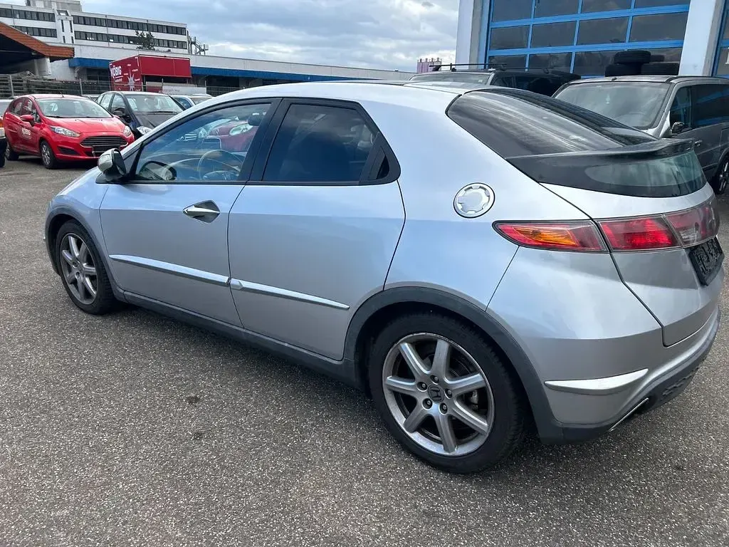 Gebraucht Honda Civic Executive 140 PS (102 kW) 2006 Silber Limousine