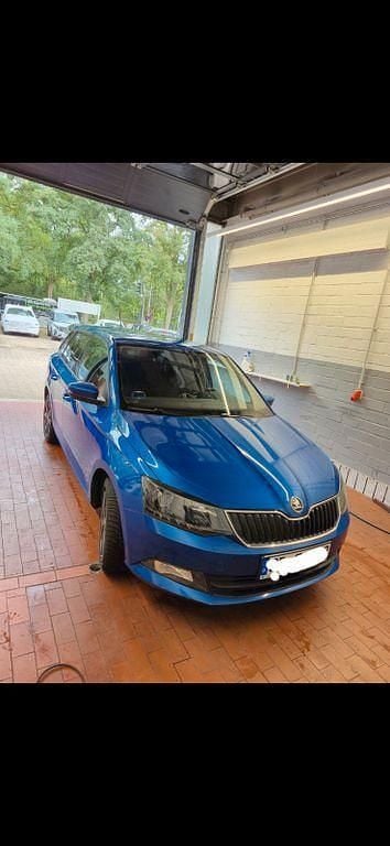 Blau Gebraucht 2015 Skoda Fabia Style Kombi | 8.900 € (Fairer Preis) - Bild 1/4