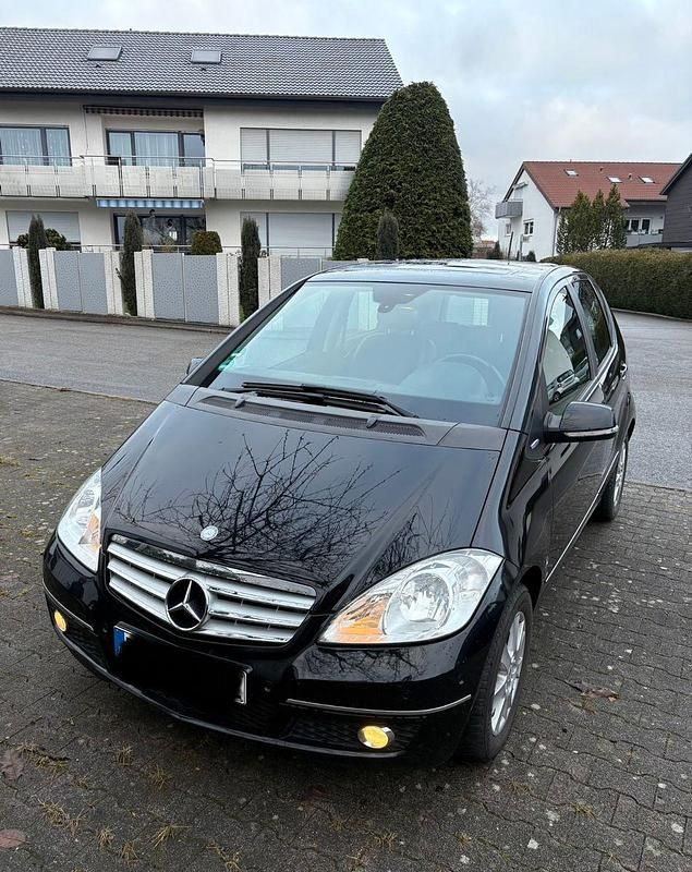 Gebraucht Mercedes A160 Avantgarde 95 PS (69 kW) 2010 Schwarz Van / Kleinbus