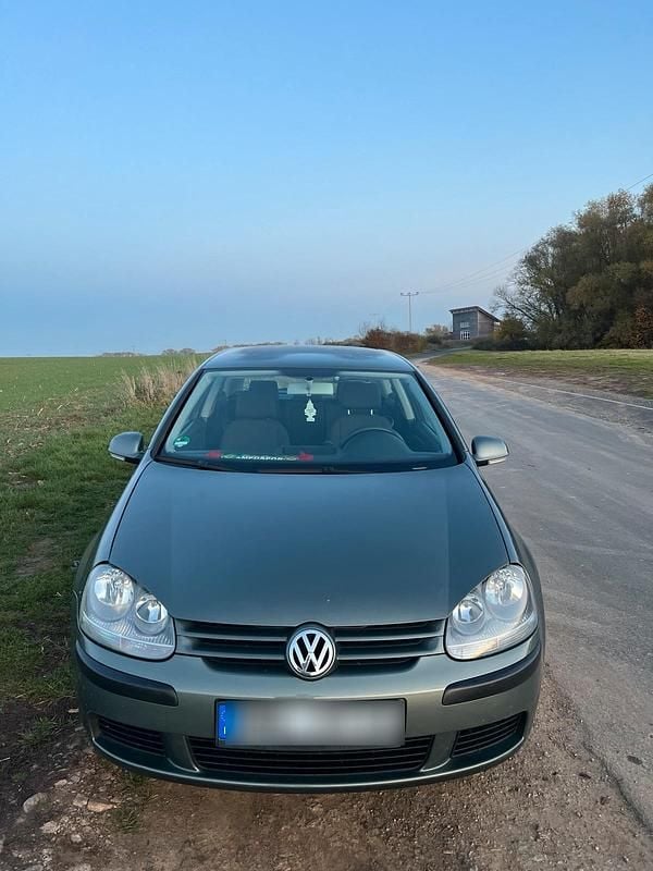 Gebraucht VW Golf V 80 PS (58 kW) 2005 Grün Kleinwagen