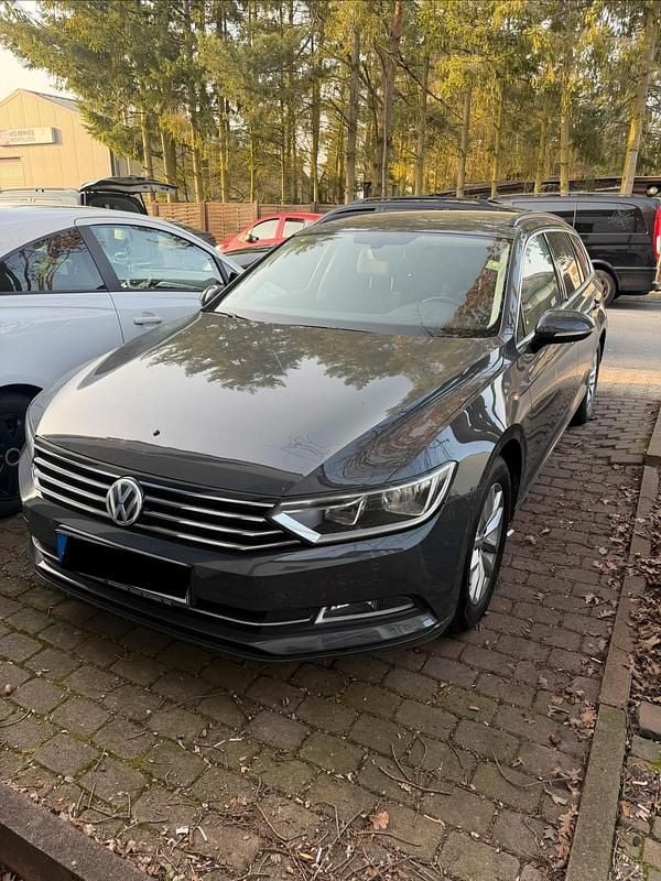 Gebraucht VW Passat Comfortline 150 PS (110 kW) 2015 Grau Kombi