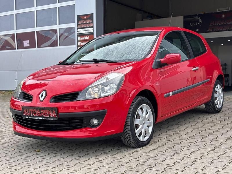 Rot Gebraucht 2008 Renault Clio III Dynamique Kleinwagen | 6.490 € (Etwas zu teuer) - Bild 1/4
