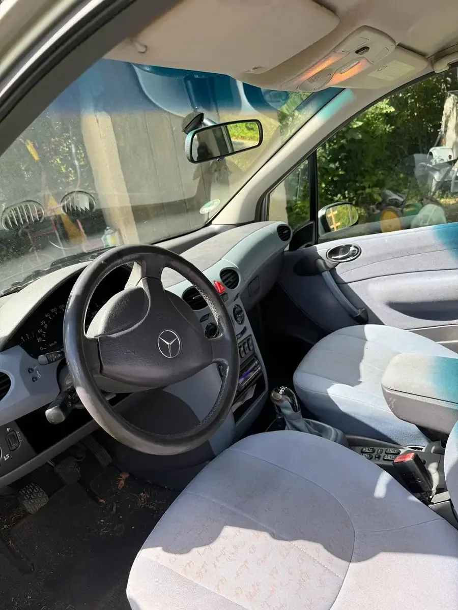 Gebraucht Mercedes A190 125 PS (91 kW) 2000 Silber Kleinwagen