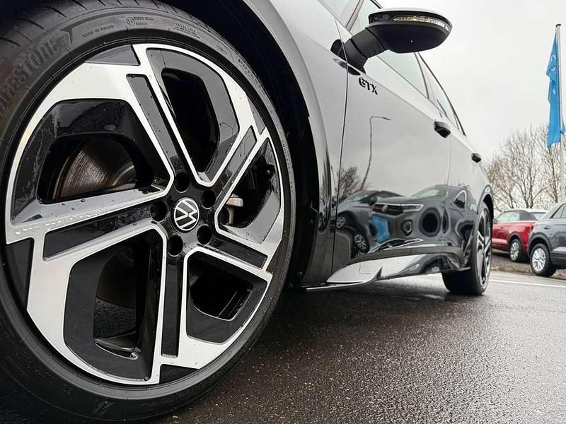 Gebraucht VW ID.3 GTX 244 kW (333 PS) 2025 Schwarz Kleinwagen