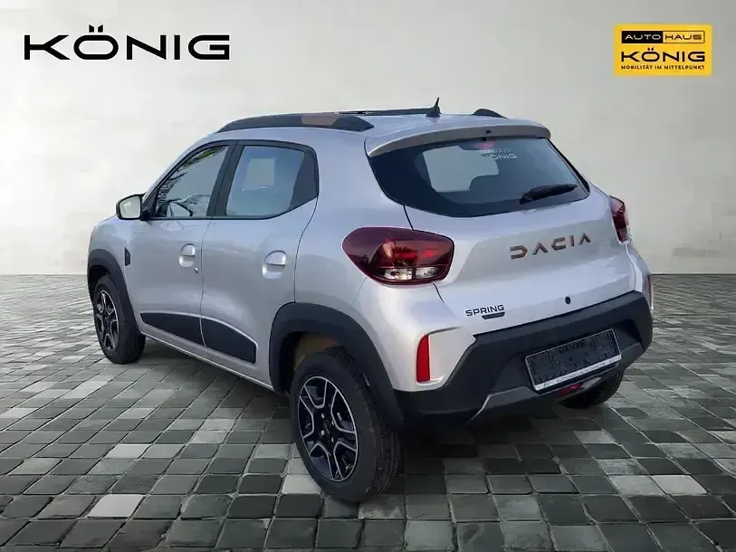 Usado Dacia Spring Extreme 47 kW (65 CV) 2023 Gris Utilitario
