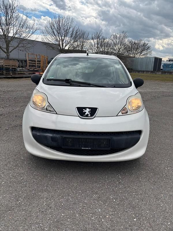 Weiß Gebraucht 2007 Peugeot 107 Kleinwagen | 1.000 € (Superpreis) - Bild 1/4