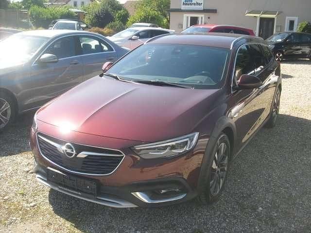Rot Gebraucht 2018 Opel Insignia Country Tourer Exklusiv Kombi | 17.600 € (Guter Preis) - Bild 1/4