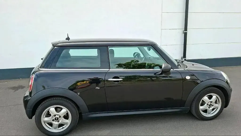 Usata Mini ONE 95 CV (69 kW) 2009 Nero Utilitaria
