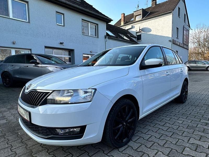 Gebraucht Skoda Rapid Ambition 95 PS (69 kW) 2018 Weiß Limousine