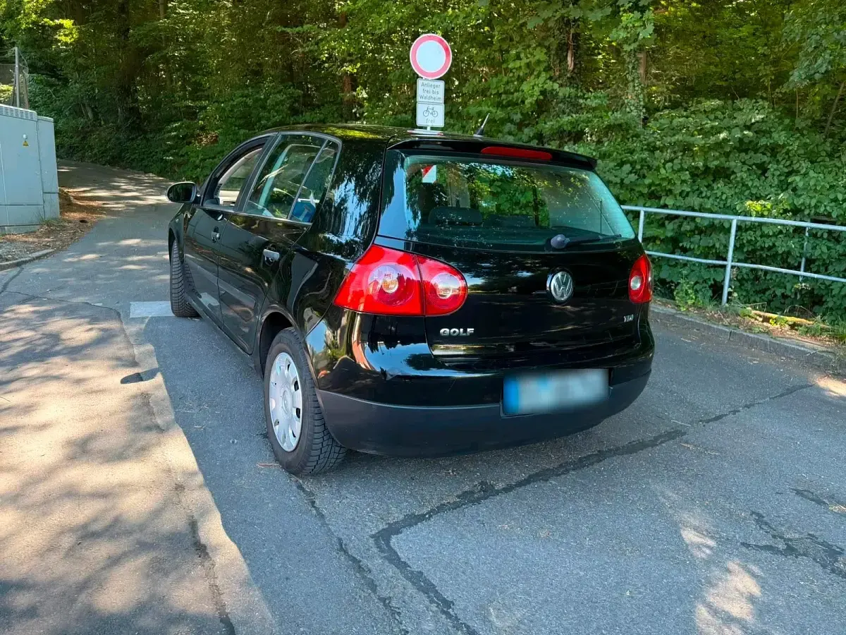 Gebraucht VW Golf IV 105 PS (77 kW) 2006 Schwarz Limousine