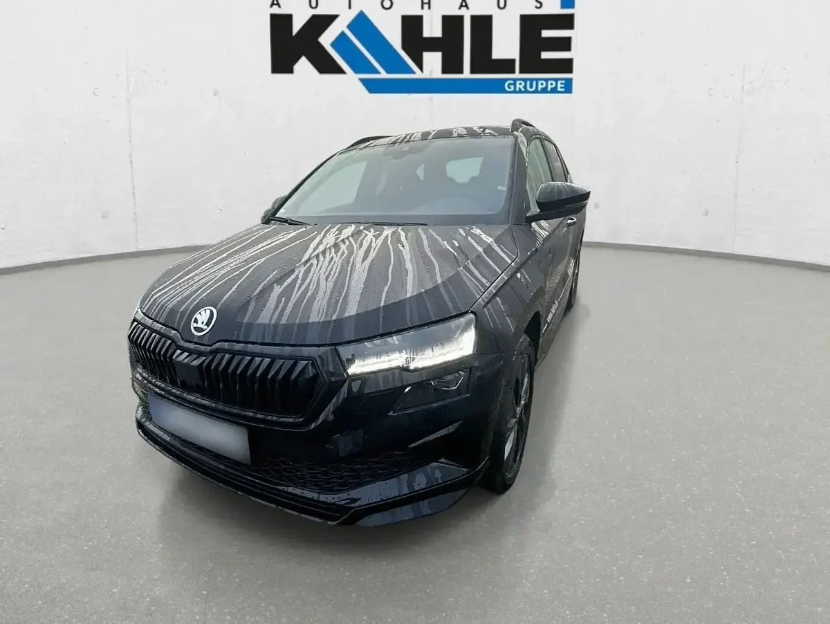 Gebraucht Skoda Karoq SportLine 150 PS (110 kW) 2025 Blackmagic perleffekt SUV
