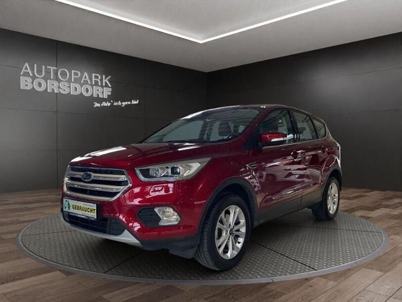 Gebraucht Ford Kuga Trend 150 PS (110 kW) 2017 Rot SUV