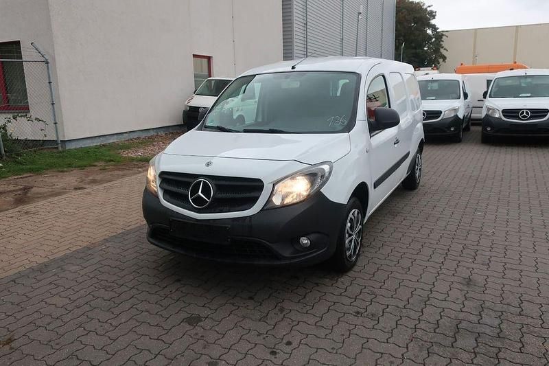 Weiß Gebraucht 2020 Mercedes Citan 111 | 9.900 € (Fairer Preis) - Bild 1/4