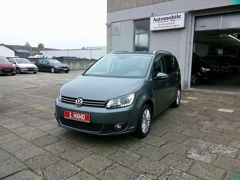 Pepper grey Gebraucht 2015 VW Touran Cup Van / Kleinbus | 12.990 € (Guter Preis) - Bild 1/4