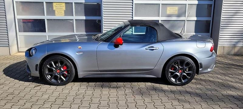 Gebraucht Abarth 124 Spider 170 PS (125 kW) 2016 Portogallo 1974 grau Cabrio