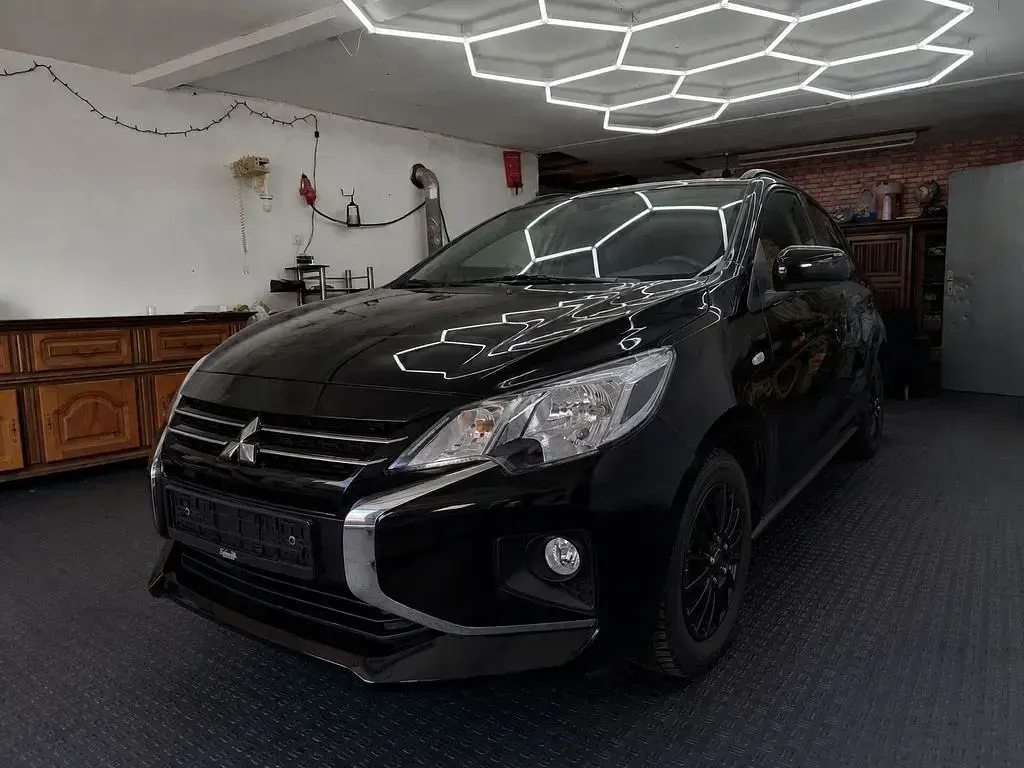 Gebraucht Mitsubishi Space Star Spirit 71 PS (52 kW) 2021 Schwarz Kleinwagen