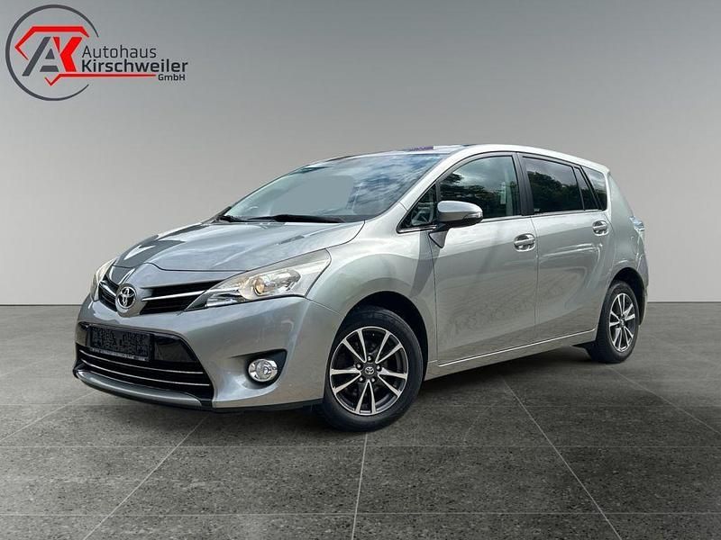 Titansilber mica metallic Gebraucht 2012 Toyota Verso Life Van / Kleinbus | 10.499 € (Teuer) - Bild 1/4