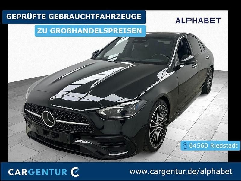 Obsidianschwarz Gebraucht 2022 Mercedes C300 AMG line Limousine | 37.697 € (Teuer) - Bild 1/2