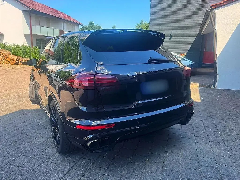 Gebraucht Porsche Cayenne Chrono 519 PS (381 kW) 2015 Schwarz SUV