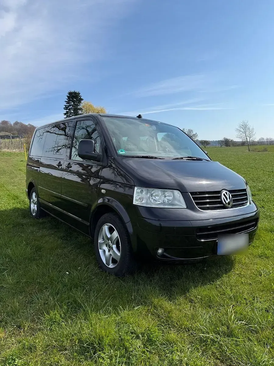 Gebraucht VW Multivan 175 PS (128 kW) 2008 Schwarz Van / Kleinbus