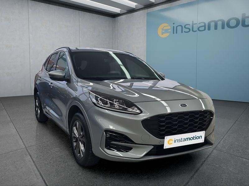Gebraucht Ford Kuga 243 PS (178 kW) 2024 Silber SUV