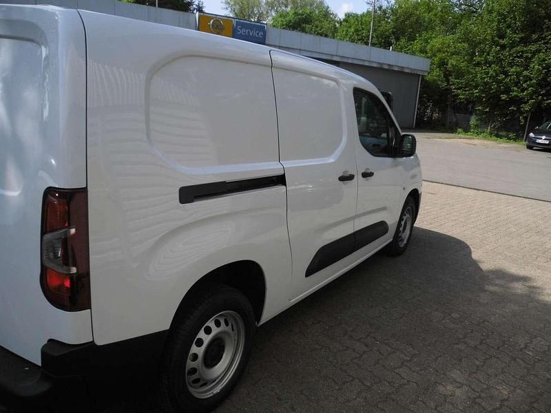 Gebraucht Opel Combo Edition 102 PS (75 kW) 2023 Casabl/arctic/eisweiss/kaolin Van / Kleinbus