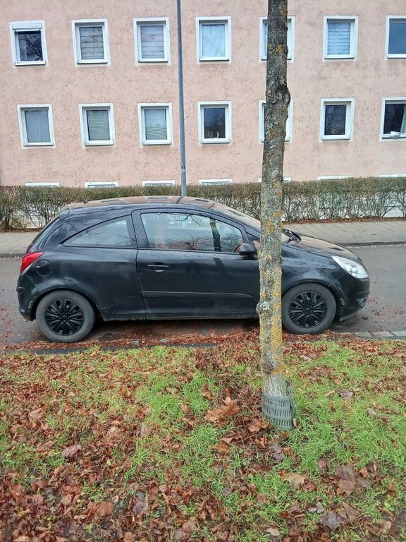 Schwarz Gebraucht 2007 Opel Corsa Sport Limousine | 1.800 € (Fairer Preis) - Bild 1/4