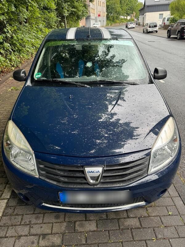 Blau Gebraucht 2009 Dacia Sandero Kleinwagen | 1.950 € - Bild 1/4