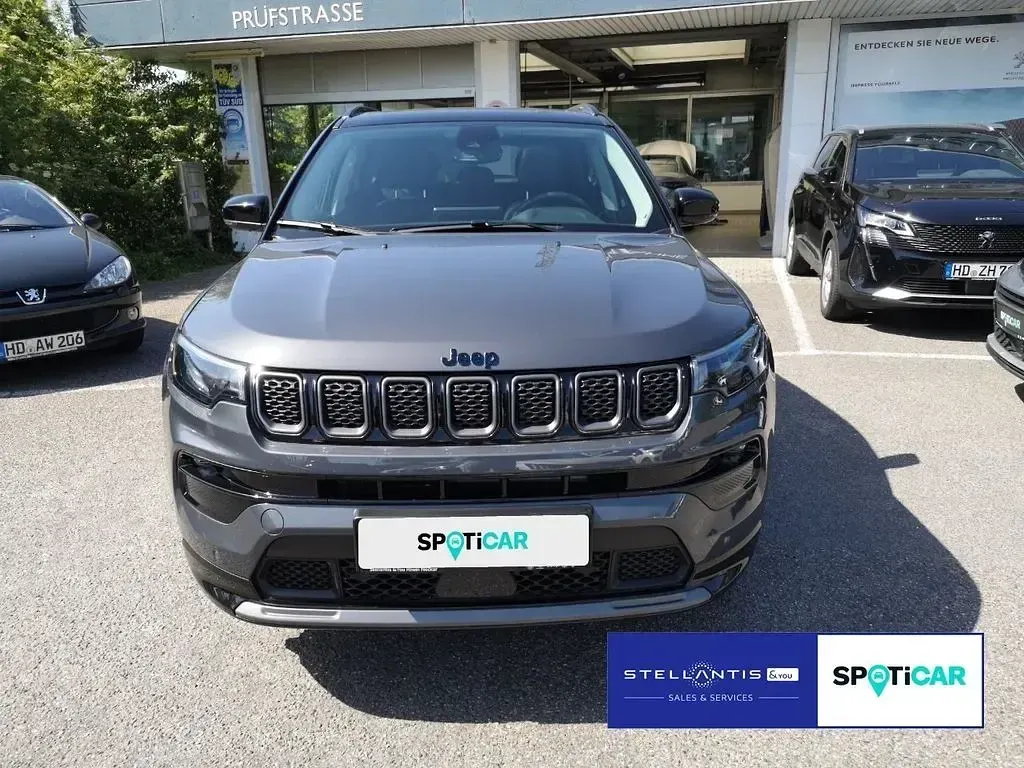 Gebraucht Jeep Compass 241 PS (177 kW) 2023 Grau SUV
