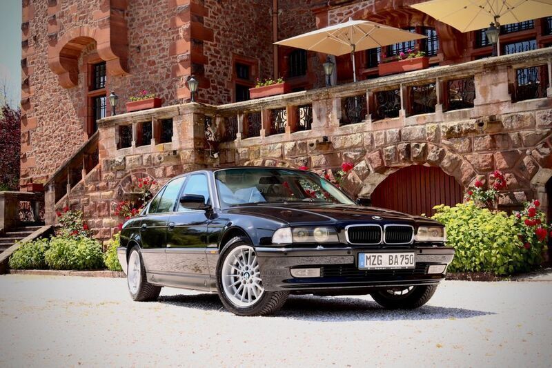 Schwarz Gebraucht 1997 BMW 750 Sport Line Limousine | 27.995 € - Bild 1/4