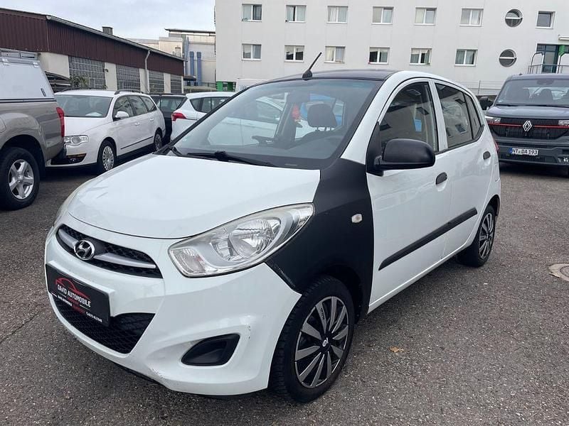 Weiß Gebraucht 2012 Hyundai i10 Classic Kleinwagen | 990 € (Superpreis) - Bild 1/4
