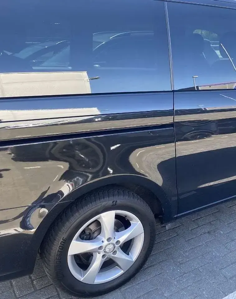 Gebraucht Mercedes V220 Edition 163 PS (119 kW) 2017 Schwarz Van / Kleinbus