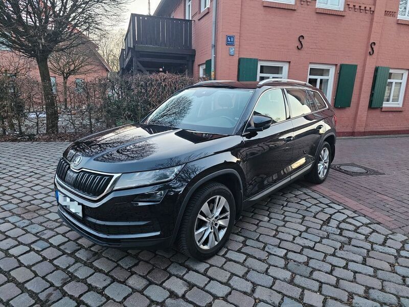 Schwarz Gebraucht 2017 Skoda Kodiaq Style SUV | 18.100 € (Guter Preis) - Bild 1/4