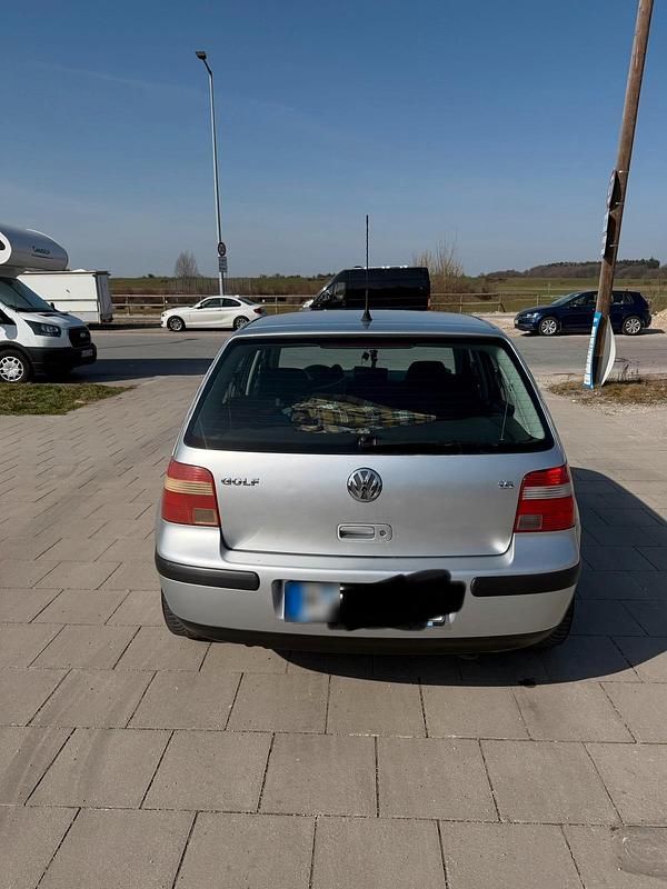 Gebraucht VW Golf IV 105 PS (77 kW) 2003 Silber Kleinwagen