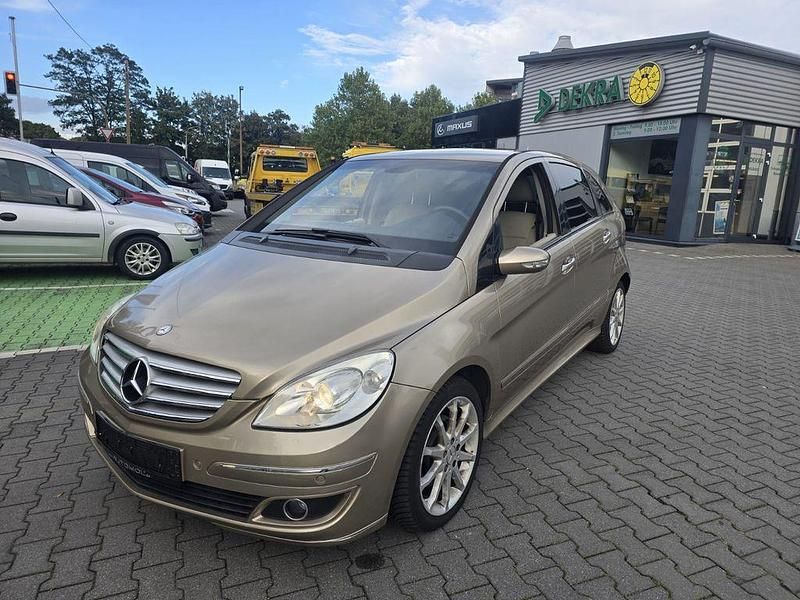 Gelb Gebraucht 2006 Mercedes B200 Van / Kleinbus | 3.490 € (Etwas zu teuer) - Bild 1/4