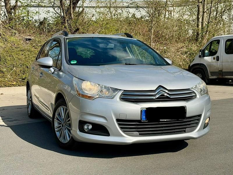 Gebraucht Citroën C4 120 PS (88 kW) 2011 Silber Limousine