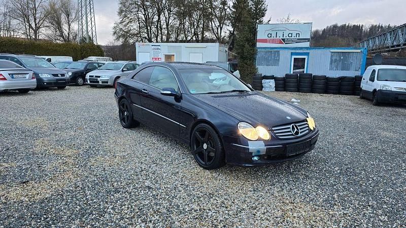 Gebraucht Mercedes CLK320 Avantgarde 218 PS (160 kW) 2002 Blau Coupé