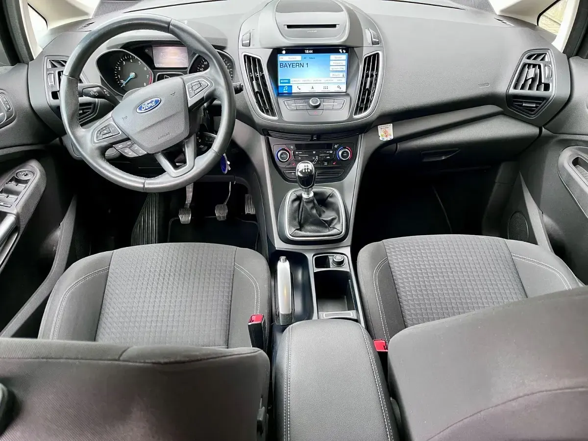 Gebraucht Ford C-MAX Cool & Connect 125 PS (91 kW) 2018 Schwarz Van / Kleinbus