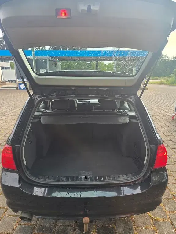 Gebraucht BMW 320 Cabriolet 184 PS (135 kW) 2010 Schwarz Cabrio