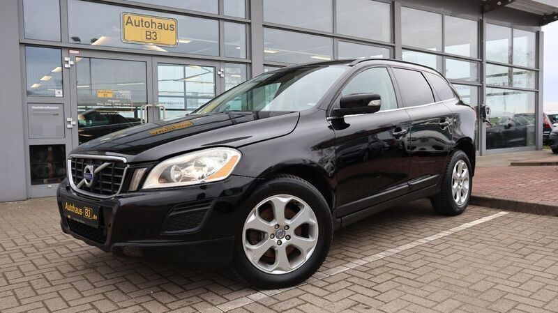 Schwarz Gebraucht 2010 Volvo XC60 SUV | 6.996 € (Guter Preis) - Bild 1/4