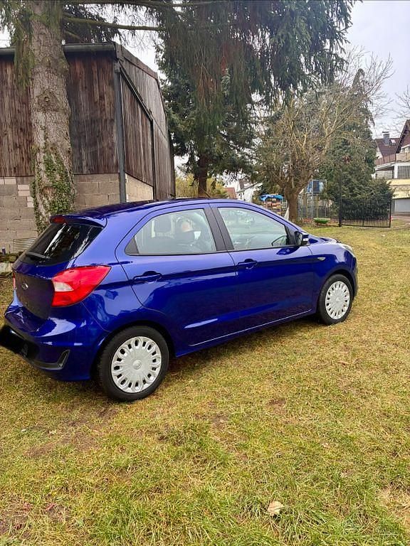 Gebraucht Ford Ka Trend 71 PS (52 kW) 2019 Blau Limousine