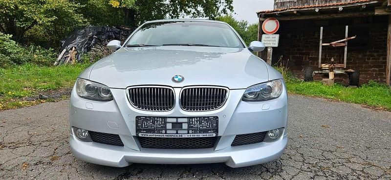Gebraucht BMW 325 218 PS (160 kW) 2008 Silber Coupé