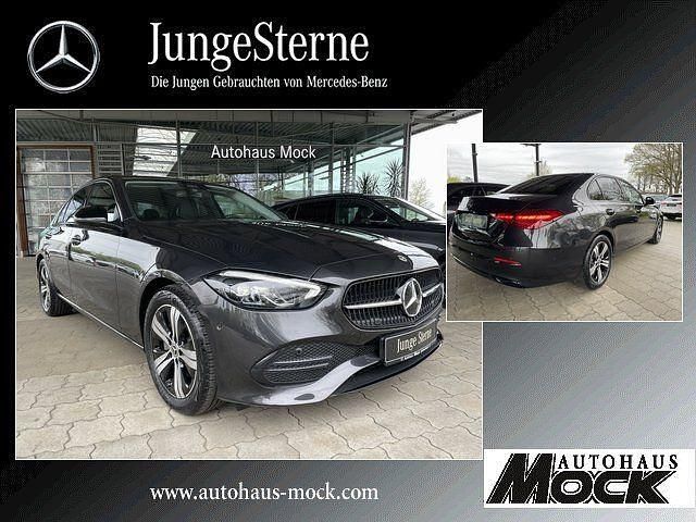 Grau Gebraucht 2023 Mercedes C200 Avantgarde Limousine | 34.890 € (Guter Preis) - Bild 1/4