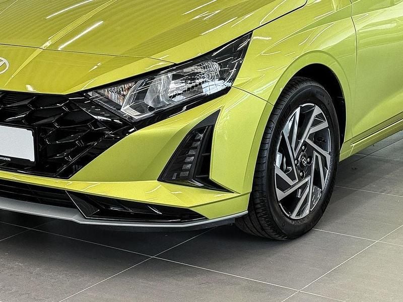 Neu Hyundai i20 Trend 99 PS (72 kW) 2025 Lucid lime / met Limousine