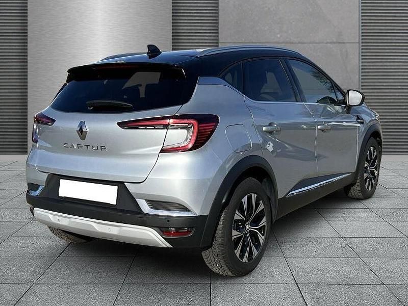 Gebraucht Renault Captur Techno 140 PS (102 kW) 2024 Grau SUV