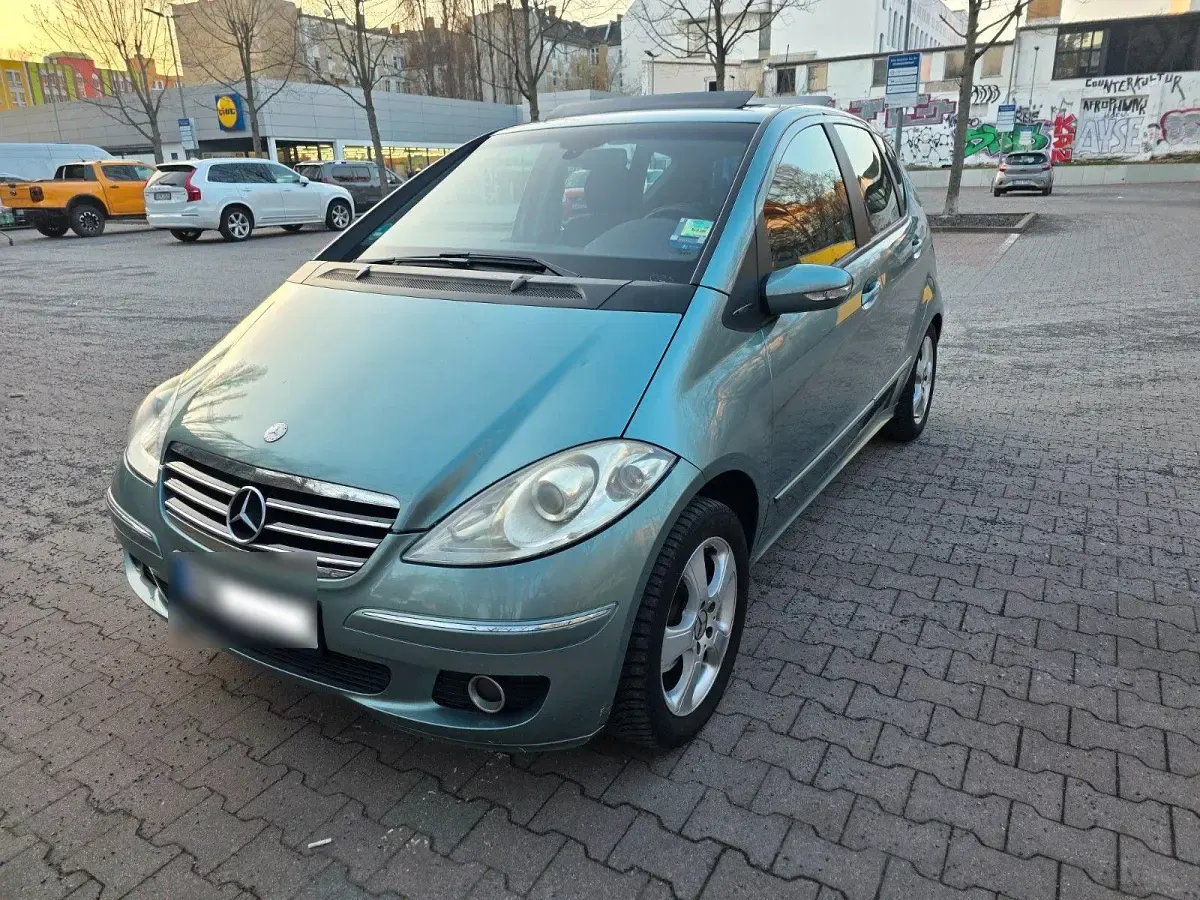 Gebraucht Mercedes A150 Avantgarde 95 PS (69 kW) 2004 Silber Kleinwagen