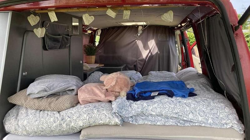 Gebraucht VW Transporter 77 PS (56 kW) 1998 Rot Van