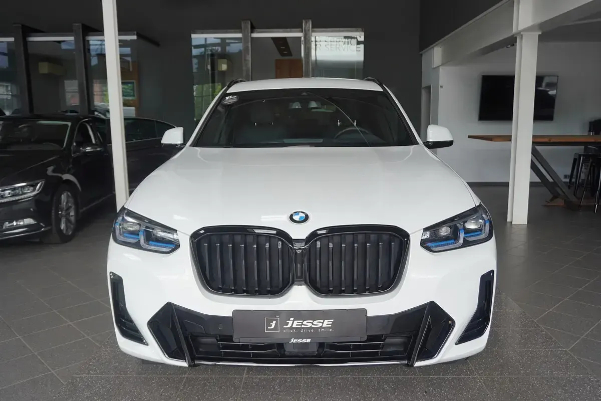Gebraucht BMW X3 M Sport 286 PS (210 kW) 2024 Weiß SUV